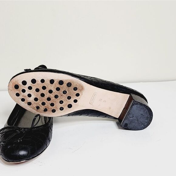 Coach flat  - Picture 5 of 10